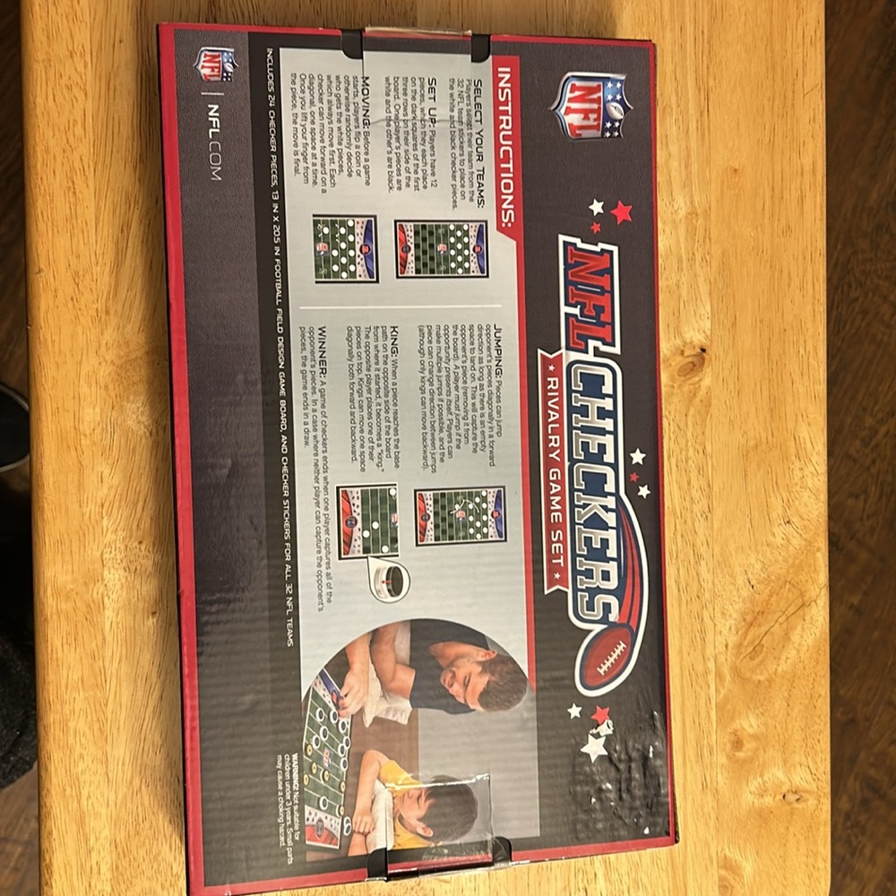 NFL Checkers Rivalry Game Set - Picture 4 of 12